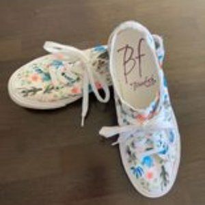 Ladies size 9.5 blowfish sneakers